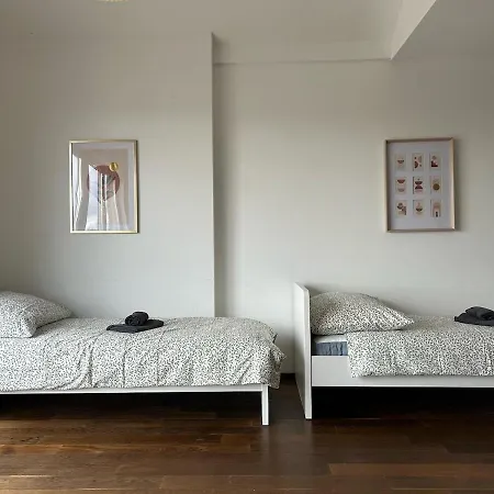 شقة 80 M2 With Balcony - Free Parking غيراسدورف بي فيين