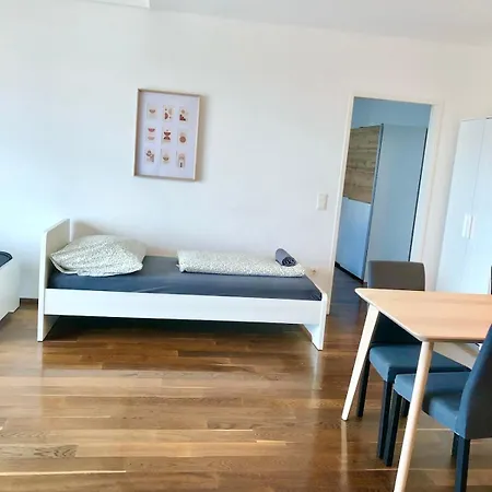 شقة 80 M2 With Balcony - Free Parking